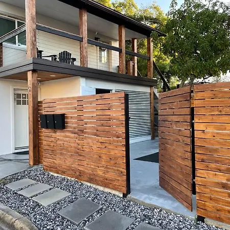 Shares View Luxury Apt Rockledge Exterior photo