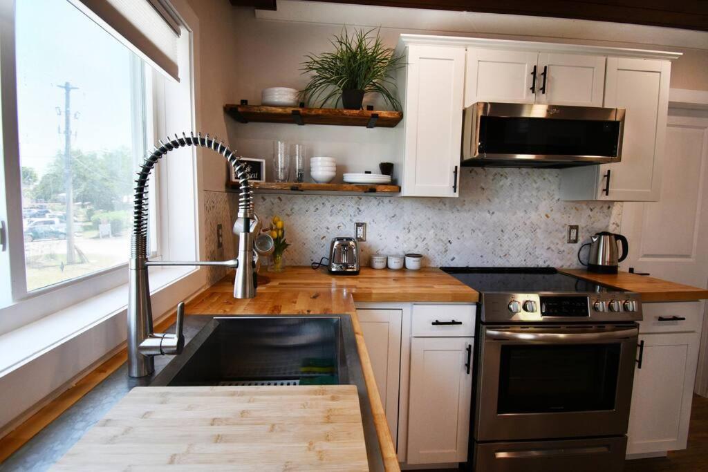 Apartment Shares View Luxury
